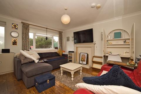 3 bedroom semi-detached house for sale, Beech Drive, Broadstairs, CT10