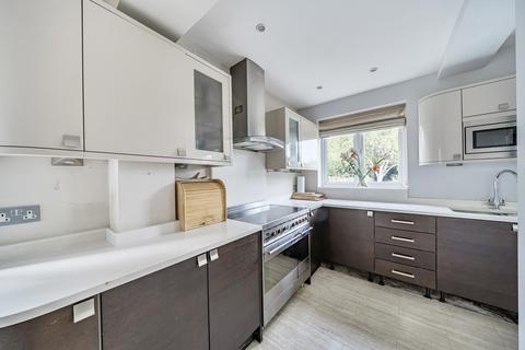 undefined, Oriental Road, Woking, GU22