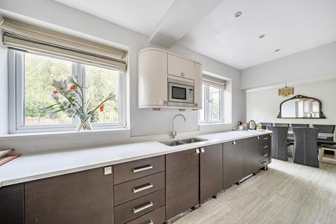 undefined, Oriental Road, Woking, GU22