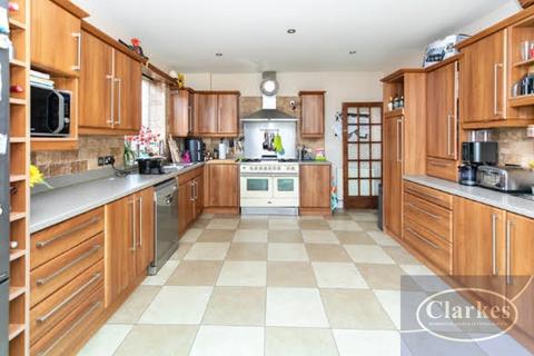 3 bedroom detached house for sale, Durrington Road, Bournemouth