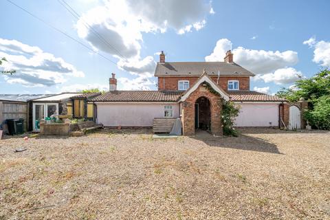 5 bedroom detached house for sale, Crabtree Lane, Sutton-on-Sea, Mablethorpe, Lincolnshire, LN12