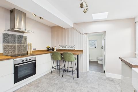 2 bedroom cottage for sale, Main Road, Naphill, High Wycombe,