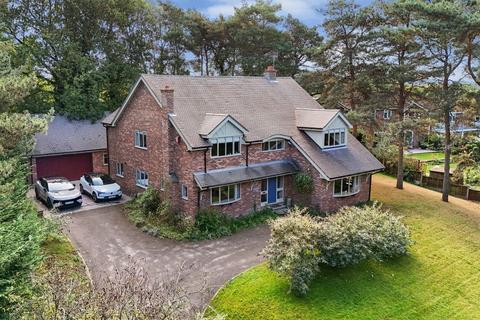 5 bedroom detached house for sale, Giantswood Lane, Congleton