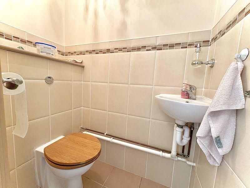 Downstairs wc