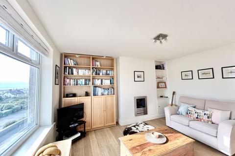 2 bedroom apartment for sale, Station Road, Deganwy