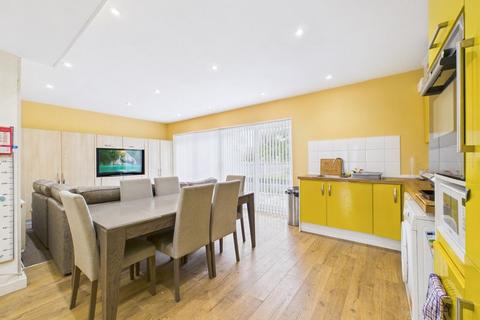 3 bedroom end of terrace house for sale, Furness Road, Middleton, Manchester, M24