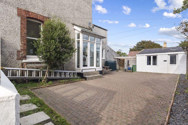 40 Selborne Drive
