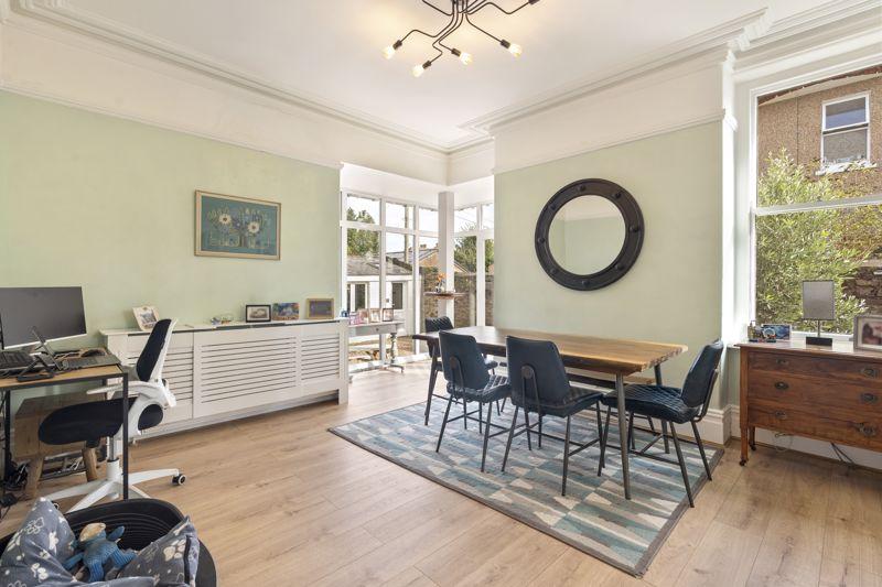 40 Selborne Drive