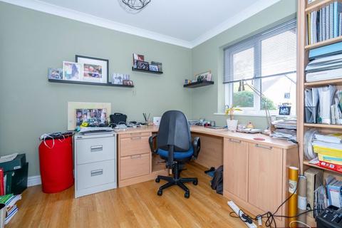 6 Bishops Place, Welton, Lincoln, LN2 3FR
