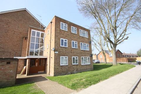 Lynne Way, Northolt