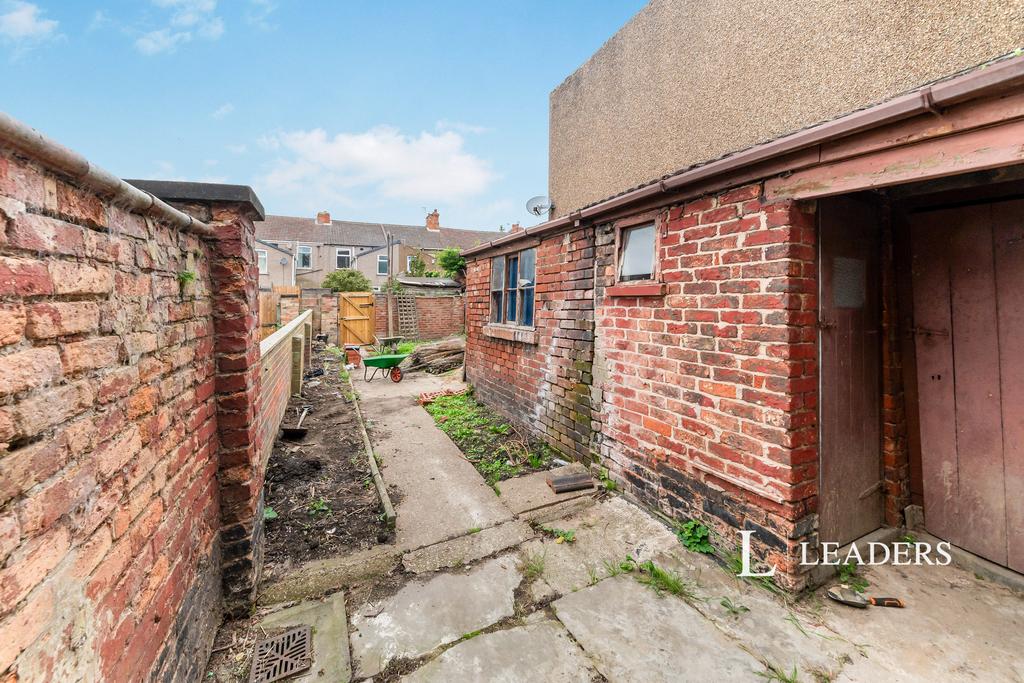 80 hainton ave-14
