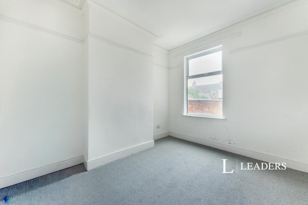 80 hainton ave-12