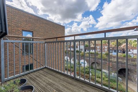 1 bedroom flat for sale, Royal Oak House, Rochester ME1