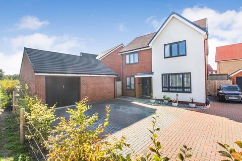 4 bedroom detached house for sale, Woodman Way, Wootton MK43