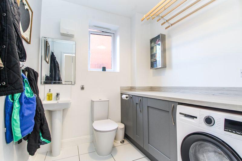 Cloakroom/Utility