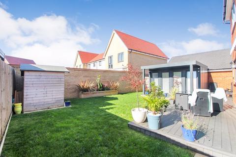4 bedroom detached house for sale, Woodman Way, Wootton MK43