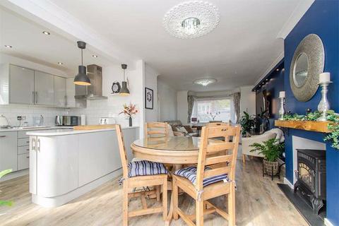 3 bedroom semi-detached house for sale, Gainsborough Crescent, Birmingham B43