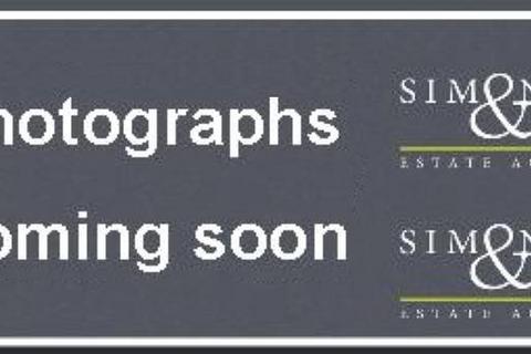 17 Baffin Close, Rothwell, Kettering, NN14 6TD