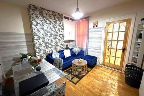 undefined, Dallow, Luton LU1