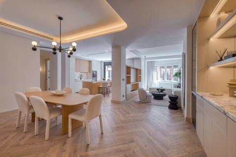 3 bedroom apartment, Light and Design In Recoletos, Barrio Salamanca