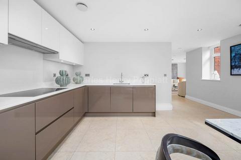 2 bedroom apartment to rent, Marlborough Drive, Bushey