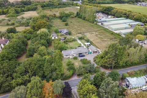 3 bedroom detached bungalow for sale, London Road, Essex CO16