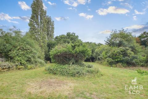 undefined, London Road, Essex CO16
