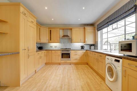 undefined, Kidmore End Road, Emmer Green, Reading