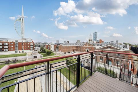 2 bedroom apartment for sale, Arethusa House, Gunwharf Quays, Portsmouth