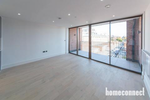 3 bedroom flat to rent, Colts Village Apartments,  Barking Road, London