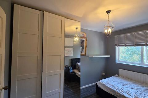 1 bedroom in a house share to rent, Marriott Road, London