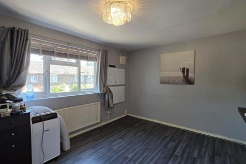 1 bedroom in a house share to rent, Marriott Road, London
