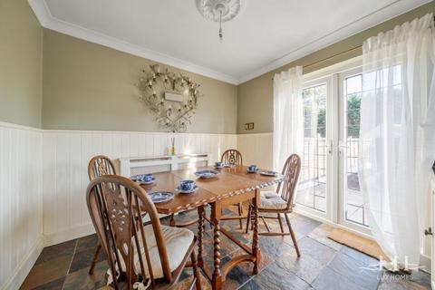4 bedroom terraced house for sale, Wych Elm Close, Hornchurch