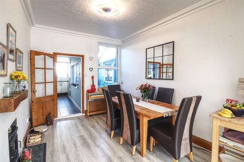 5 Cambridge Grove, Ilfracombe, EX34 9JZ