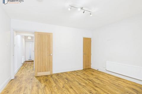 2 bedroom flat to rent, Croydon CR0