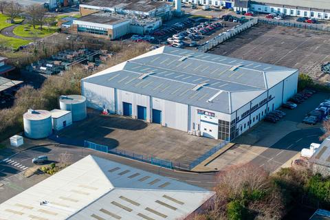 Warehouse to rent, Talbot Rd Fareham PO15 5AP