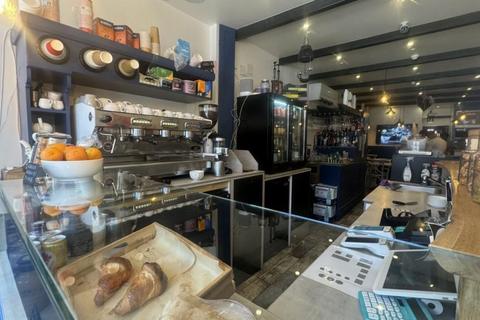 Restaurant to rent, 25A Walm Ln London NW2 5SH