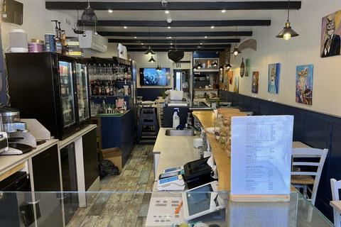 Restaurant to rent, 25A Walm Ln London NW2 5SH