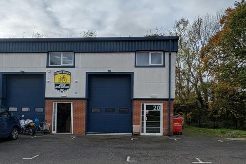Warehouse to rent, Lime Kiln Ln Holbury SO45 2AR