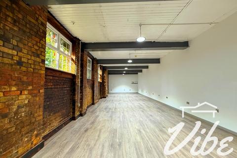 Industrial unit to rent, 22 Clarence Mews London E5 8HL