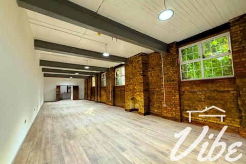 Industrial unit to rent, 22 Clarence Mews London E5 8HL