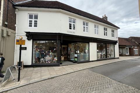 Retail property (high street) to rent, 19 The Square Petersfield GU32 3HR