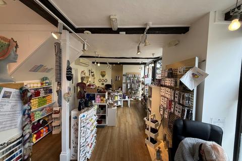 Retail property (high street) to rent, 19 The Square Petersfield GU32 3HR