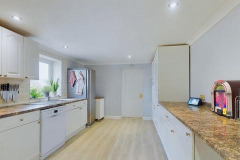 Retail property (high street) for sale, 80 Felpham Rd Bognor Regis PO22 7NZ