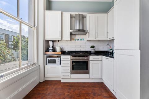 2 bedroom flat for sale, Stanlake Road, London, W12