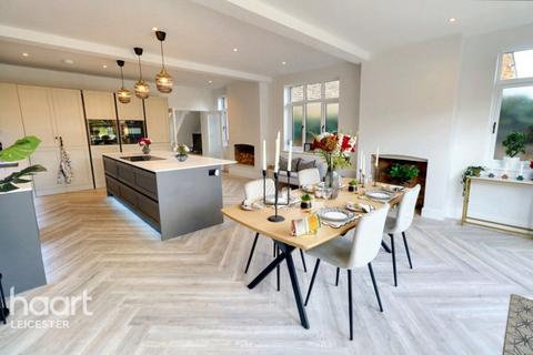 undefined, The Hill, Market Harborough