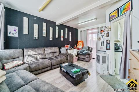 undefined, Westbury, Southall, UB1