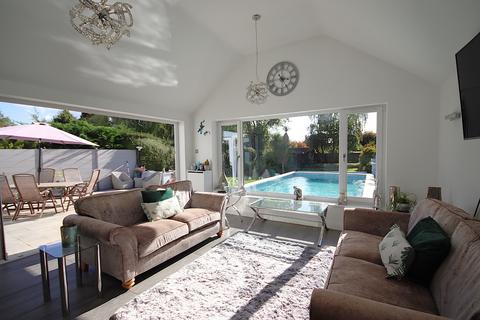 undefined, Pinkneys Road, Maidenhead