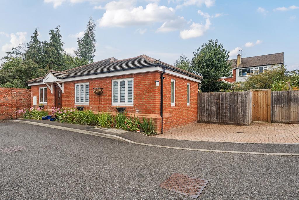 1350746-3-68c80ef...