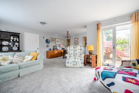 undefined, Stanley Close, Farnham, GU9